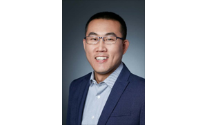  Robert Liu